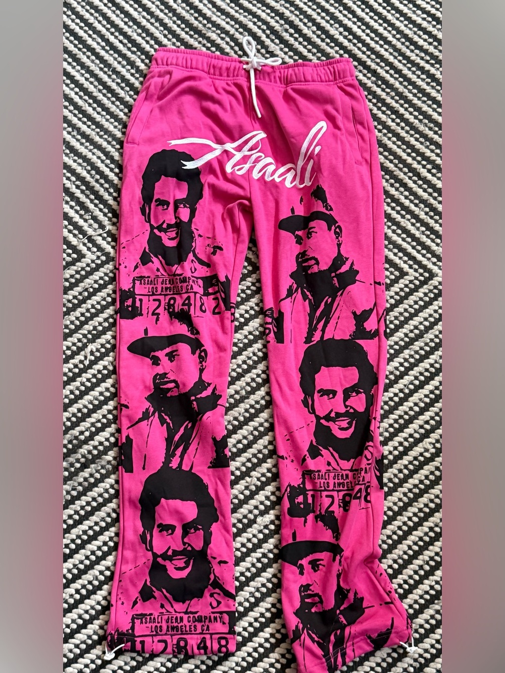 XL Asaali Pink Graphic Joggers - Men Sweatpants